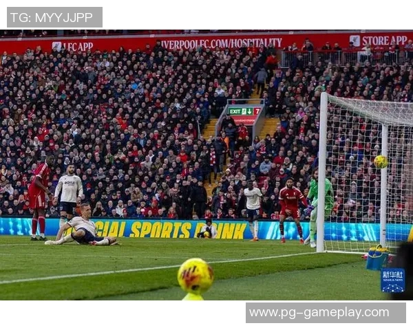 德甲热战：多特蒙德大胜利物浦乌龙球成全场焦点引发热议